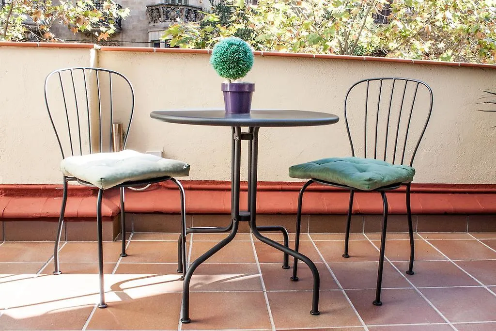 Hostal Boutique Khronos Barselona Konukevi